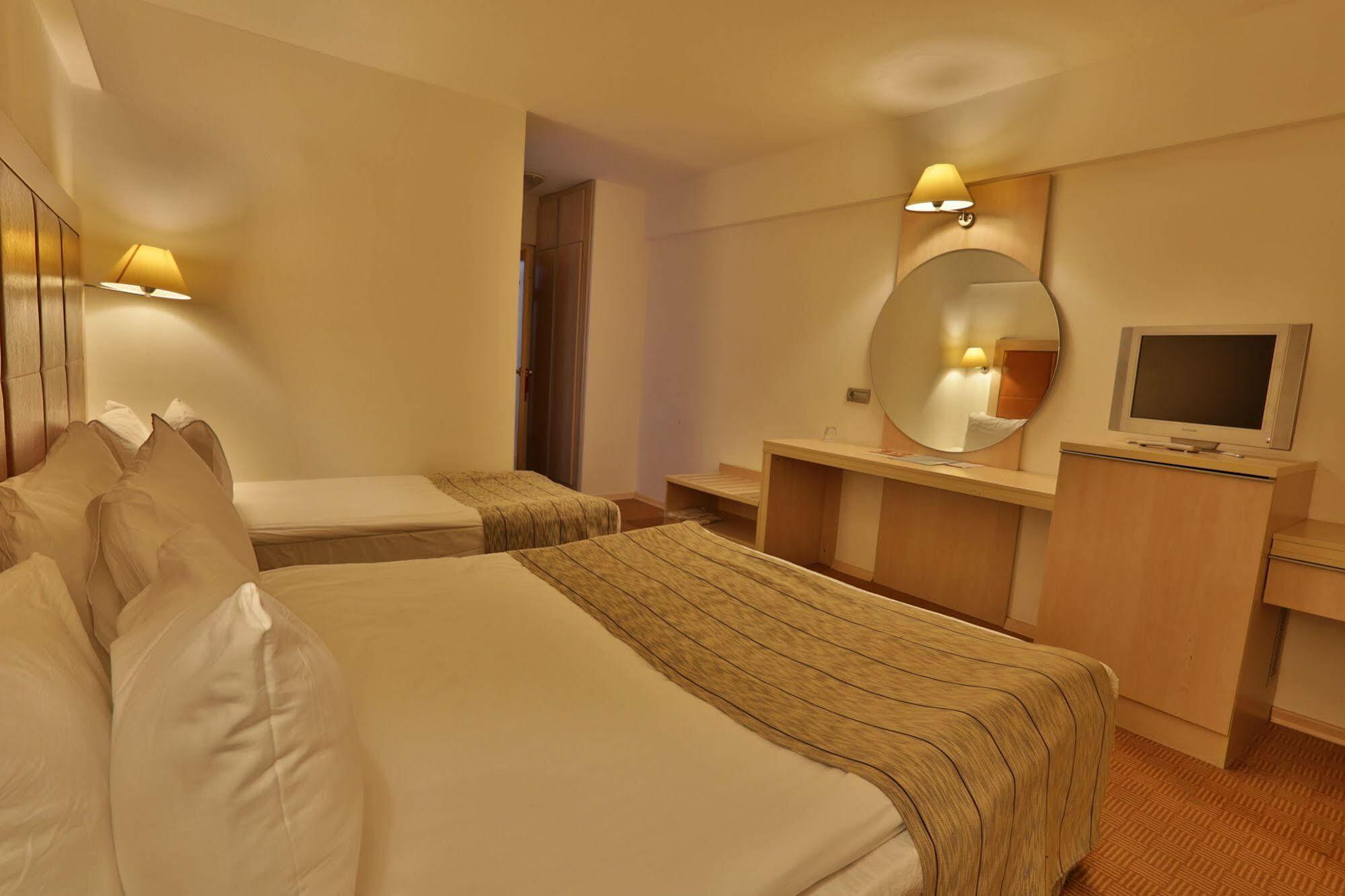 Kaya Greenpark Hotel Karapazar Exterior foto